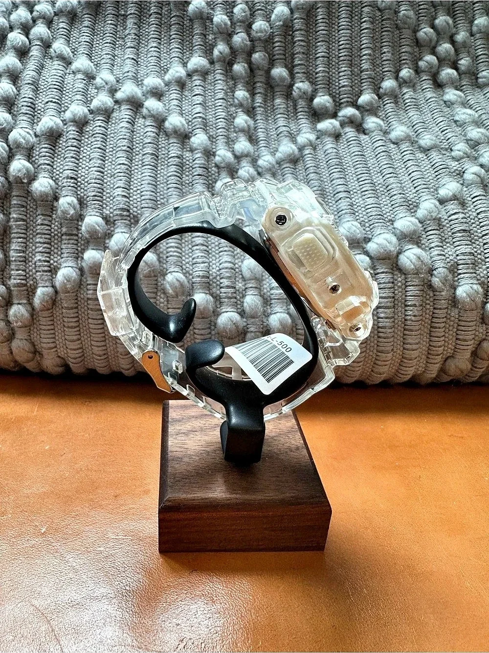 Invicta activa cyber